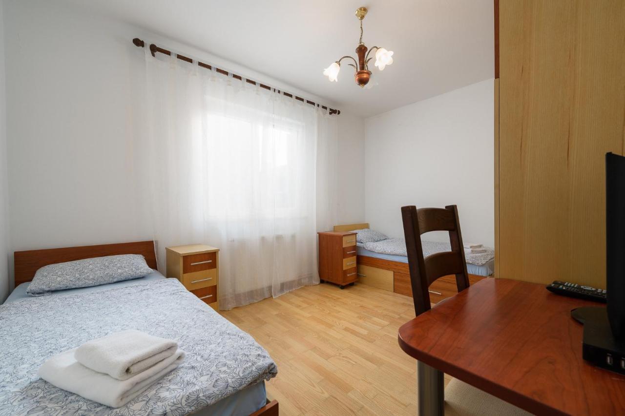 Apartman Inteuro 波雷奇 外观 照片