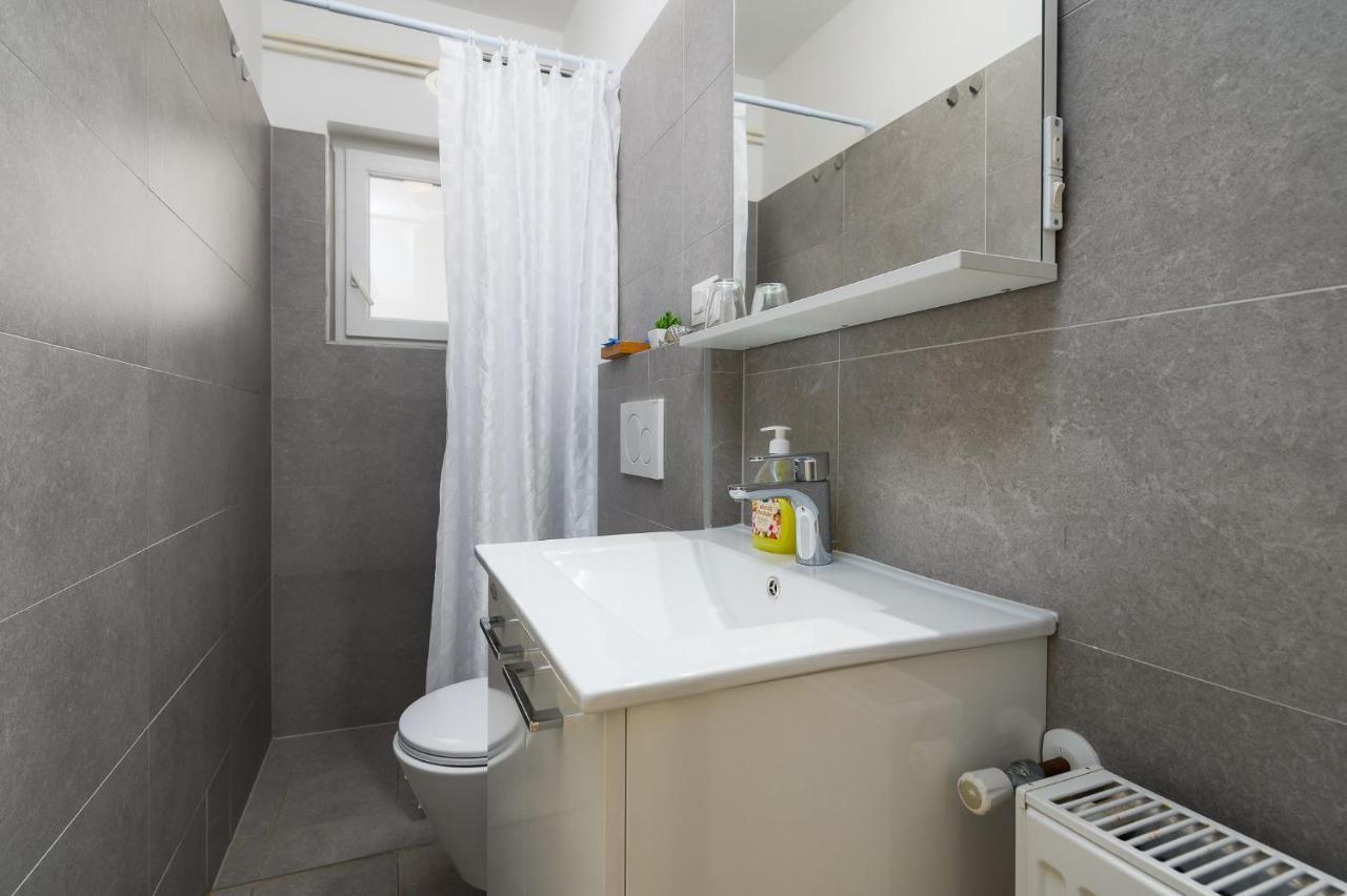 Apartman Inteuro 波雷奇 外观 照片